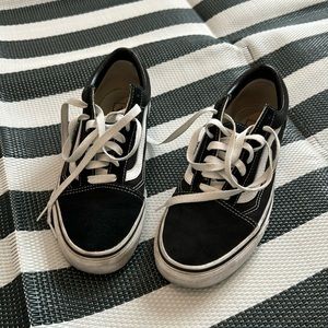 Vans Old Skool Shoes